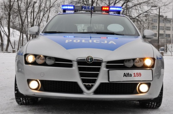 alfaromeo159policja ca1ca3e68fb3ef410cc6252cac9e04f3506d99b2