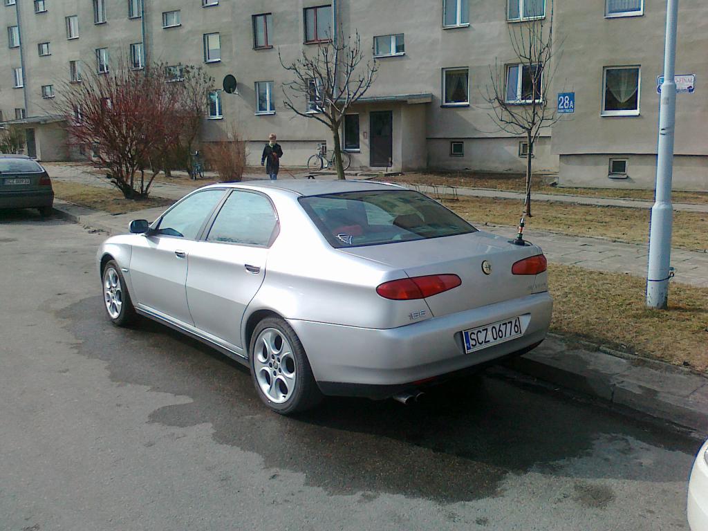 20120310035